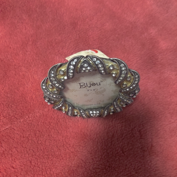 Genuine Crystal Photo Frame - Picture 5 of 6